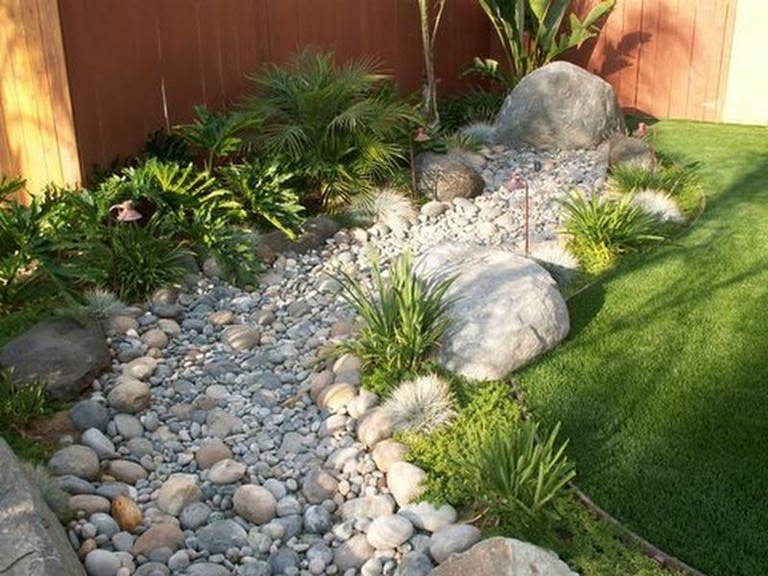 74+ Beautiful Dry River Backyard Landscaping Ideas on Budget